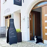 Ottos Altstadtwohnung Lägenhet *